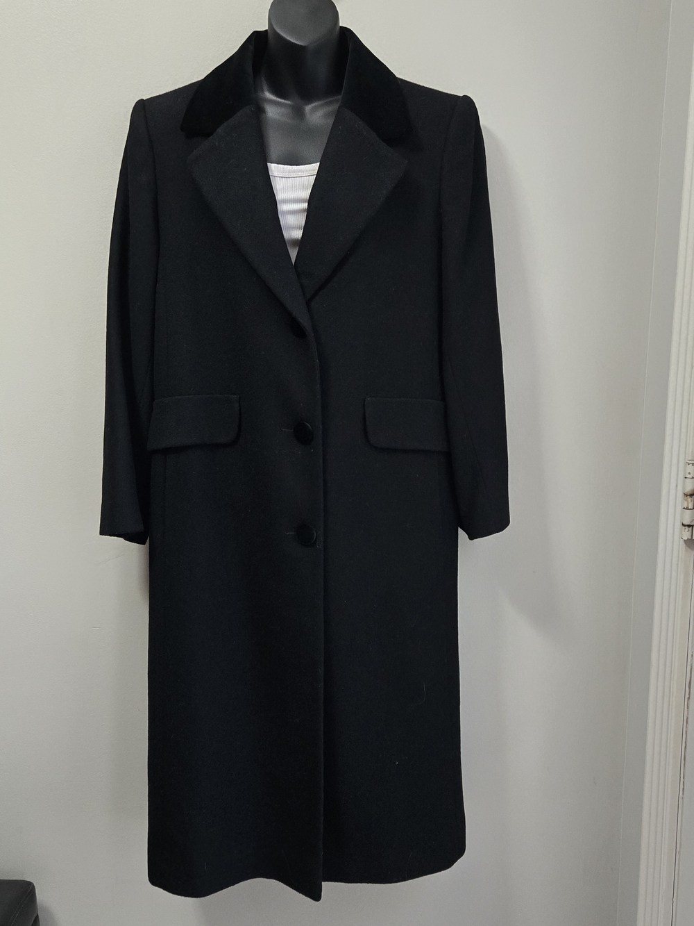 Vintage FORECASTER Long Coat Womens 12 100% Wool Velvet Collar 90s Y2K Union USA